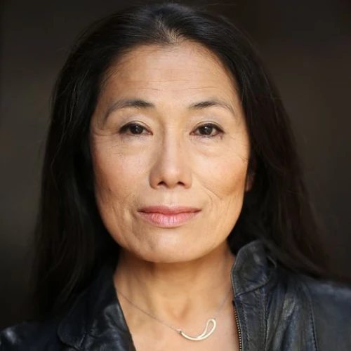 Akiko Hitomi