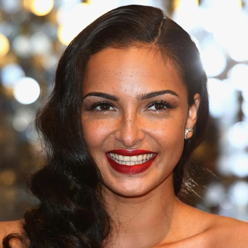 Anna Shaffer