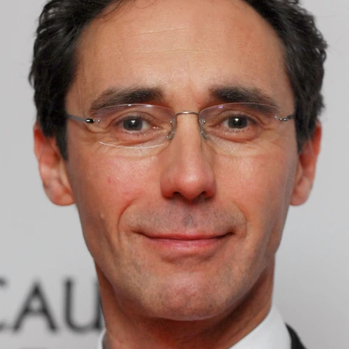 Guy Henry