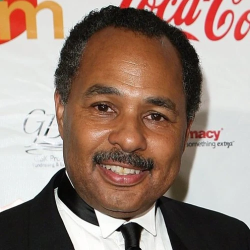 Larry Carroll