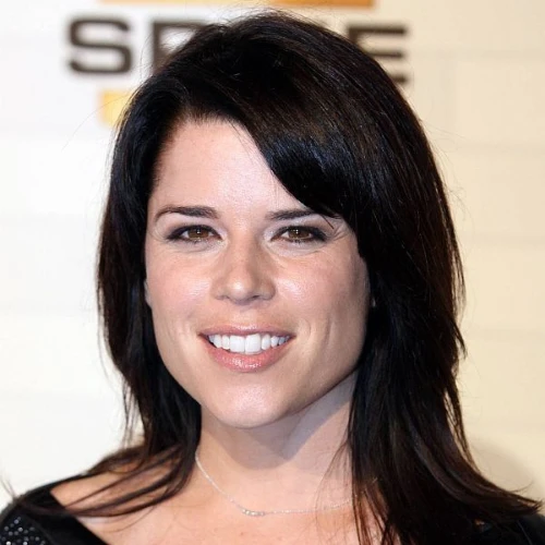Neve Campbell